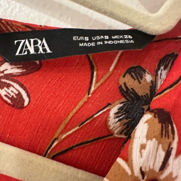 Zara Red Floral Jumpsuit - Picture 5 of 8